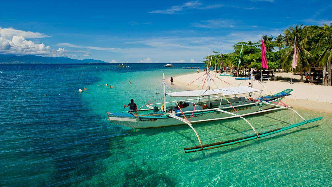 must-do-things-in-Palawan-Honda-Bay