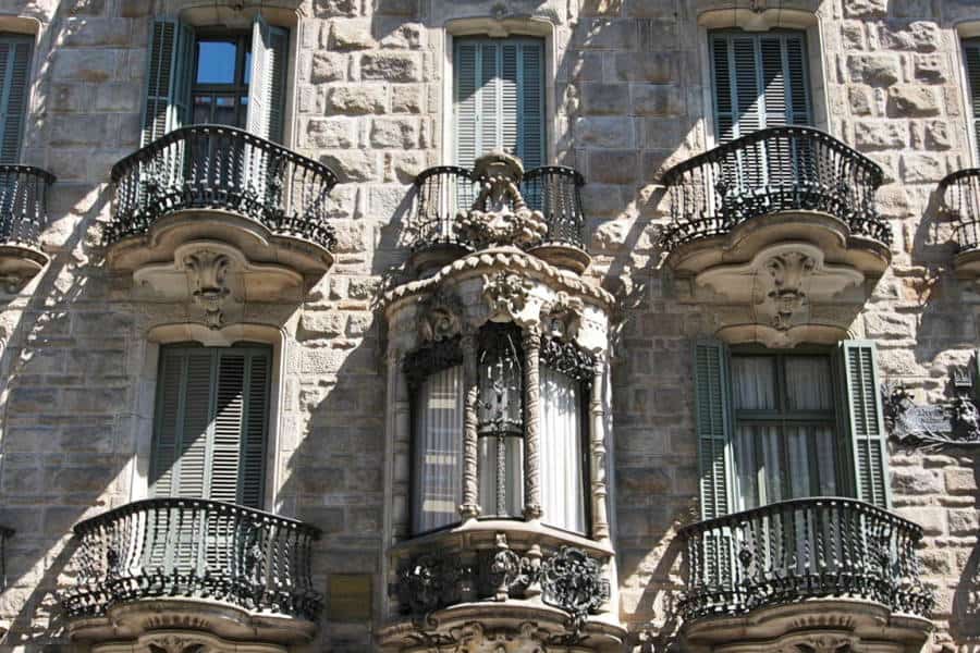 Gaudí Buildings_Casa Calvet