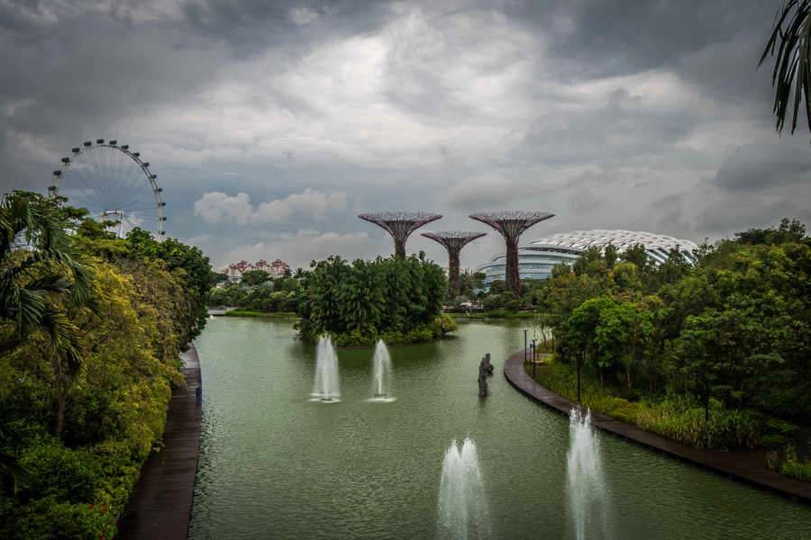 singapore-travel-itinerary gardens by the bay